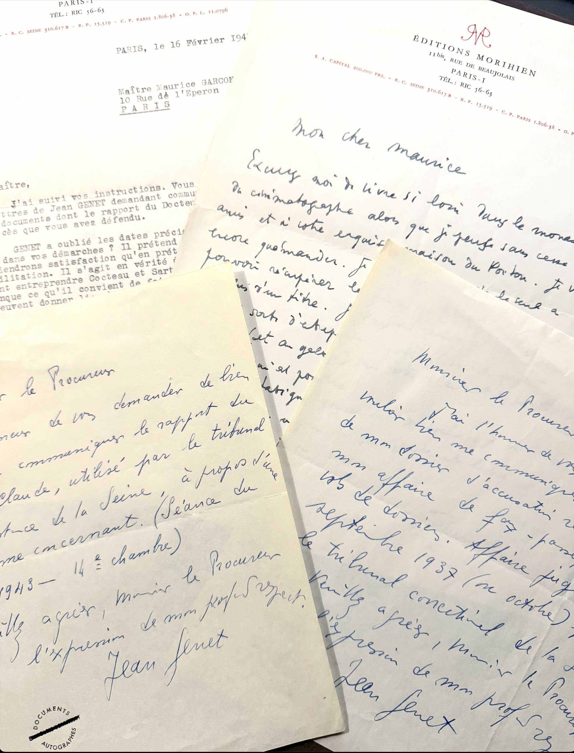 Deux lettres autographes signées de Jean GENET au Procureur du Tribunal.