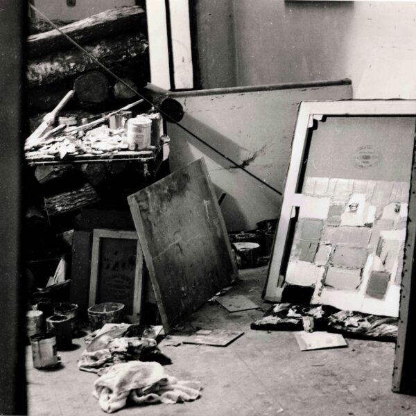 L’atelier de Nicolas de STAËL, rue Gauguet à Paris, par Denise Colomb.