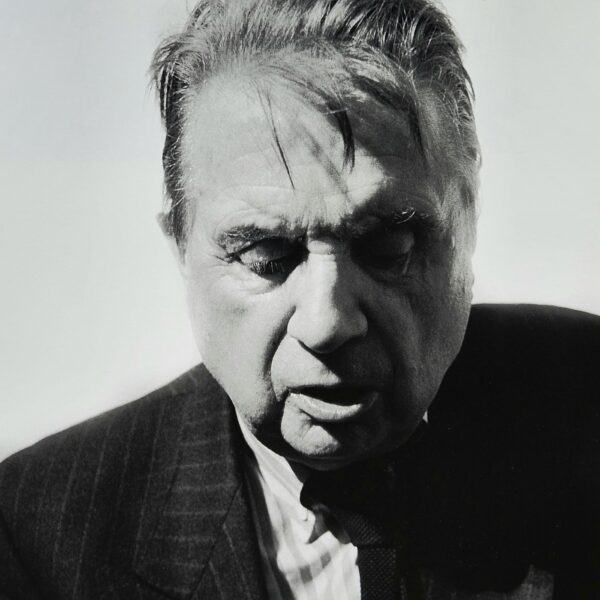 Francis BACON lors de son exposition à la galerie Maeght-Lelong en 1987.
