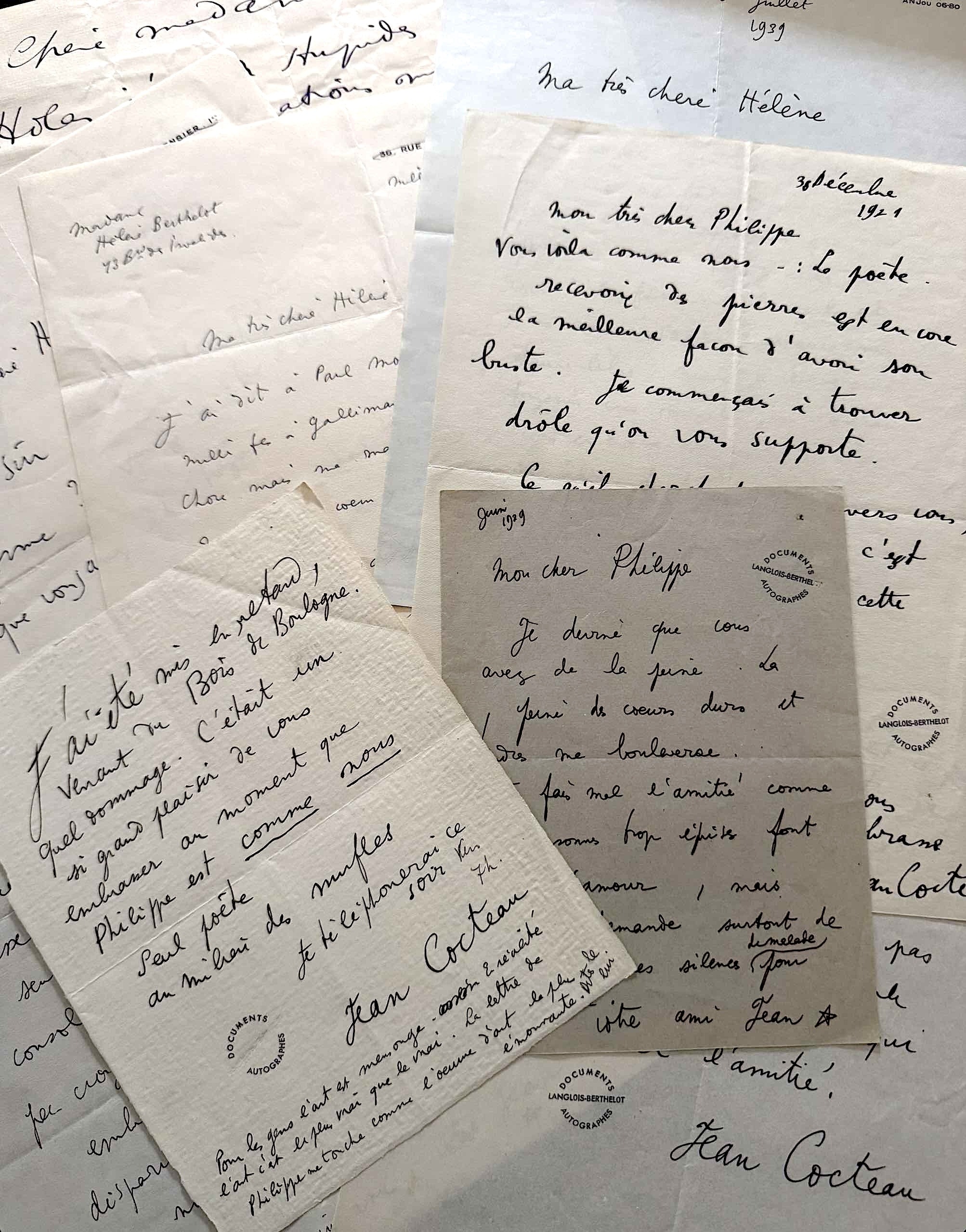 Jean COCTEAU - Ensemble de neuf lettres autographes signées. 1918-56