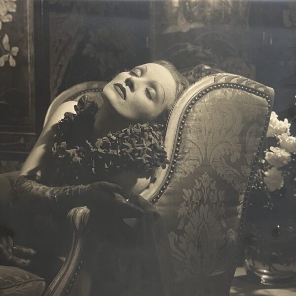 Marlène DIETRICH sous l'objectif d'Edward Steichen. 1934.