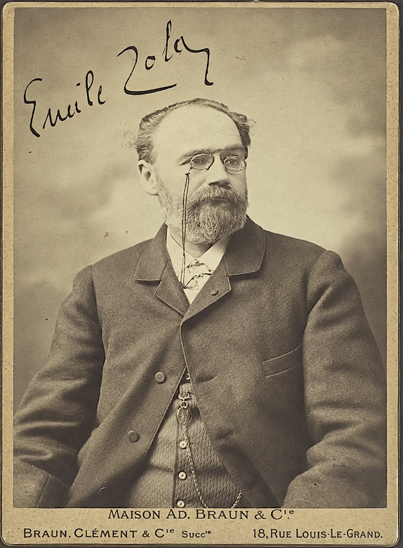 Magnifique photographie d'Émile Zola enrichie de sa signature autographe. – Image 2